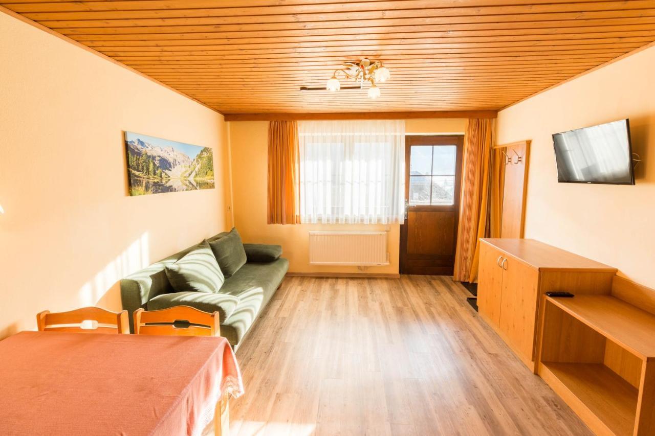 סנט מיכאל אים לונגאו Hotel Weissenstein מראה חיצוני תמונה
