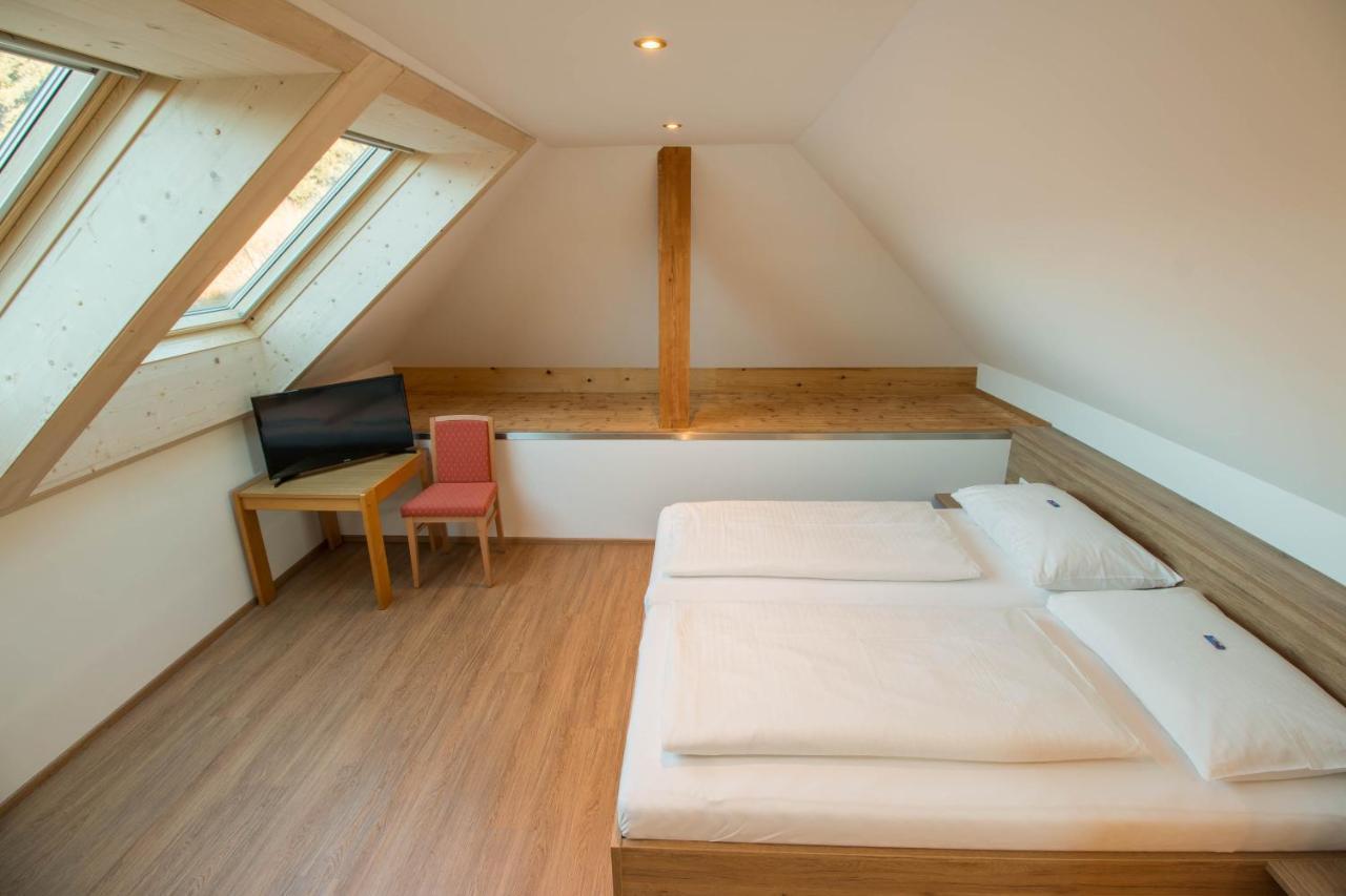 סנט מיכאל אים לונגאו Hotel Weissenstein מראה חיצוני תמונה
