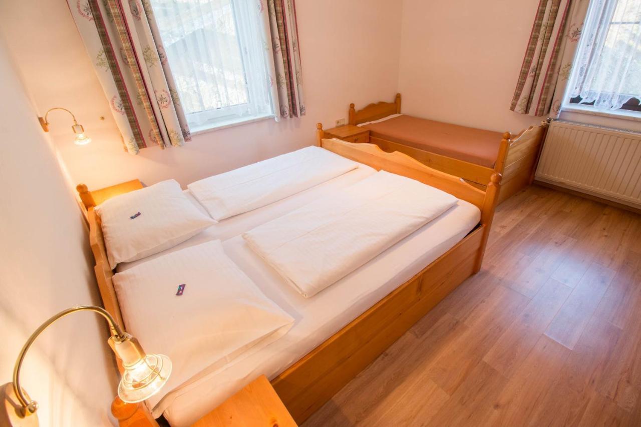 סנט מיכאל אים לונגאו Hotel Weissenstein מראה חיצוני תמונה