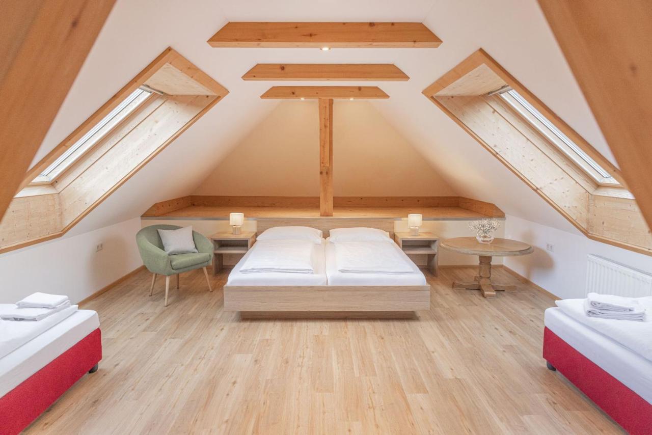 סנט מיכאל אים לונגאו Hotel Weissenstein מראה חיצוני תמונה