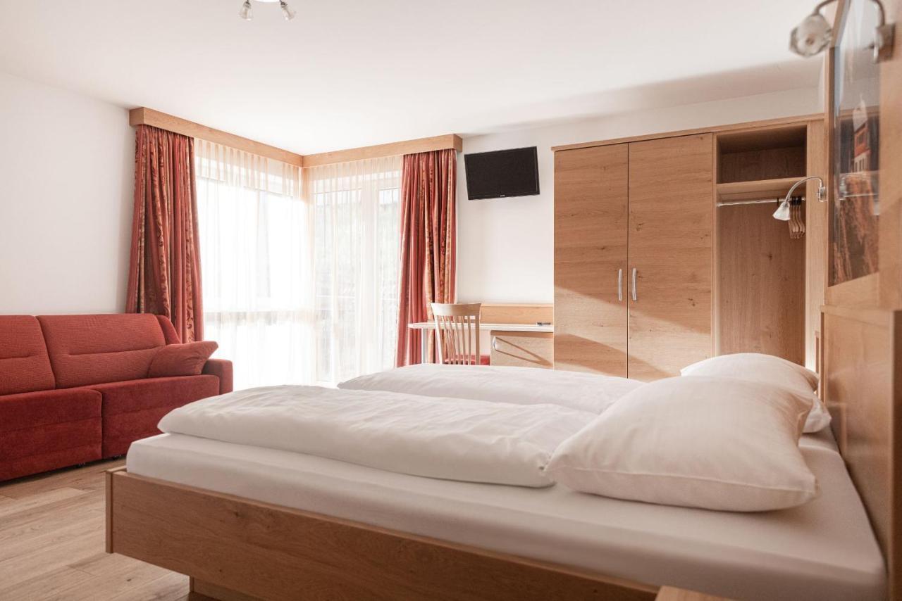 סנט מיכאל אים לונגאו Hotel Weissenstein מראה חיצוני תמונה